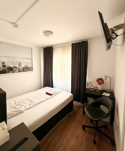 Others 3, Hotel Hechtplatz (Self Check-In), Zürich