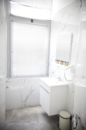Bathroom 3, Alv Rent Room, Vlorës