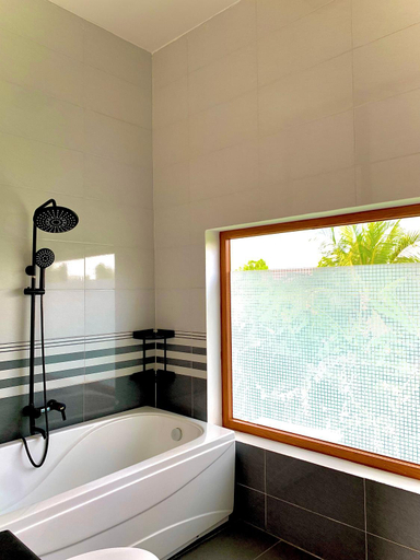 Bathroom, Mekong Rustic Can Tho, Phong Điền