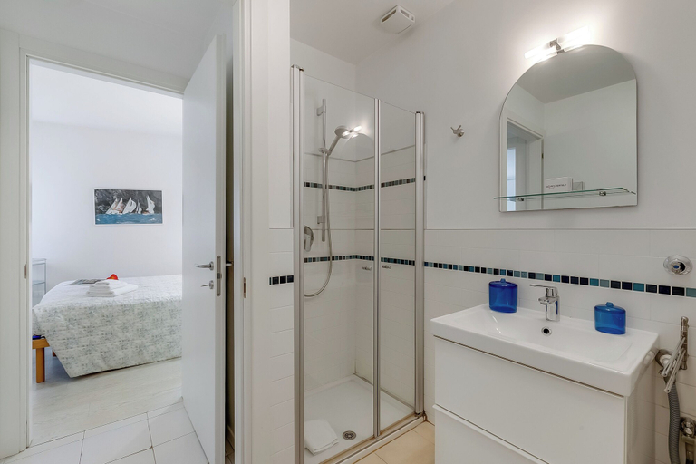 Bathroom 3, Riva Lago e Spiaggia Apartment 3, Trento