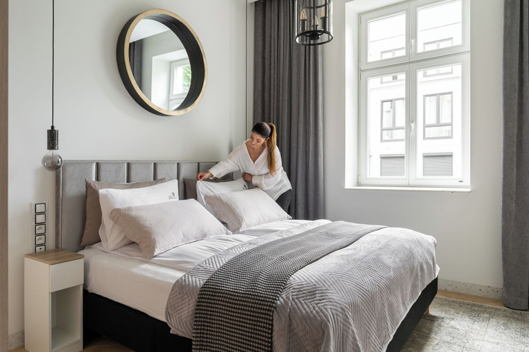 Room 2, Glam&Chic Sopot-City Centre with parking, Sopot