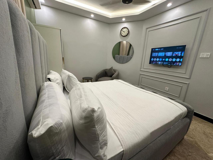Bedroom 3, Seaview lodge Executive, Karachi