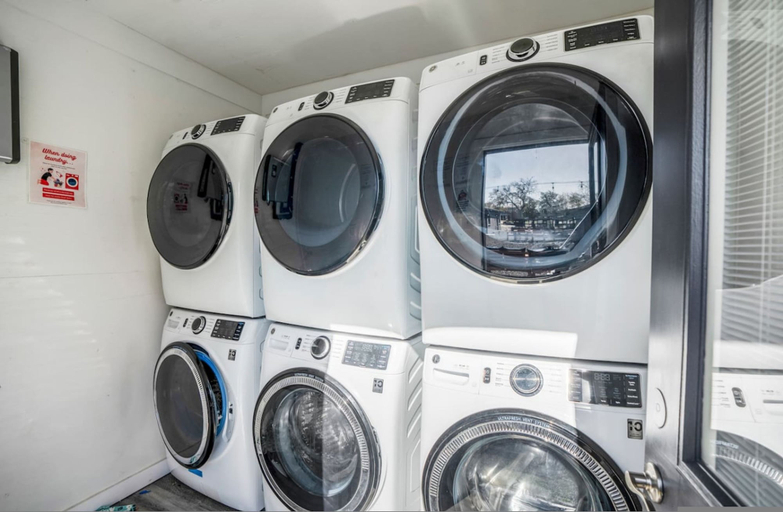 Room 2, Stylish Studio Near Downtown Attractions, Houston