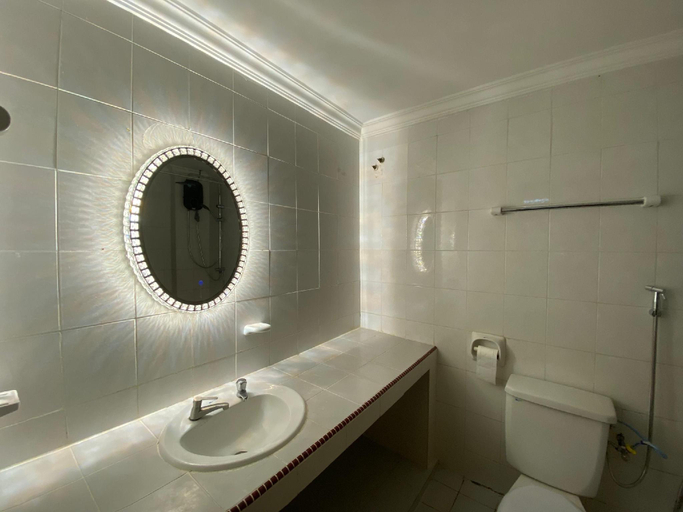 Bathroom 3, Golden Palms Hotel, Lahad Datu