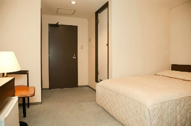 Bedroom 4, Business Hotel Central (Chiba), Mobara