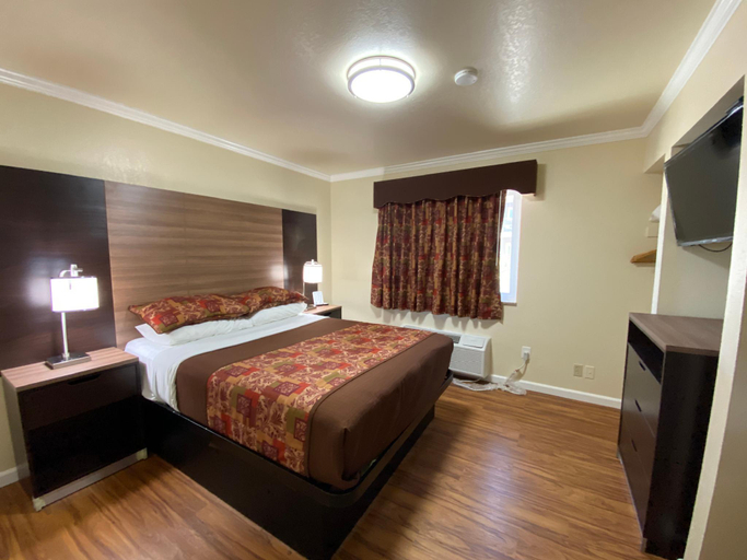 Bedroom 2, Beachwalker Inn, San Luis Obispo