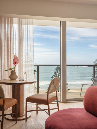 In-room dining, Avani Mooloolaba Beach Hotel, Maroochy - Mooloolaba