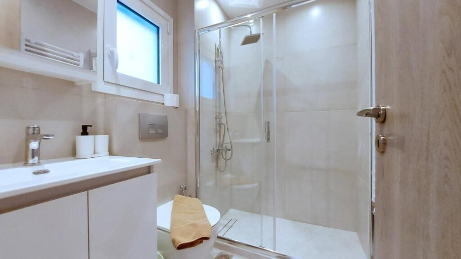Bathroom, Kolonaki A modern and bright apartment, Attica