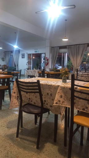 Restaurant 5, Hosteria Amancay, Junín