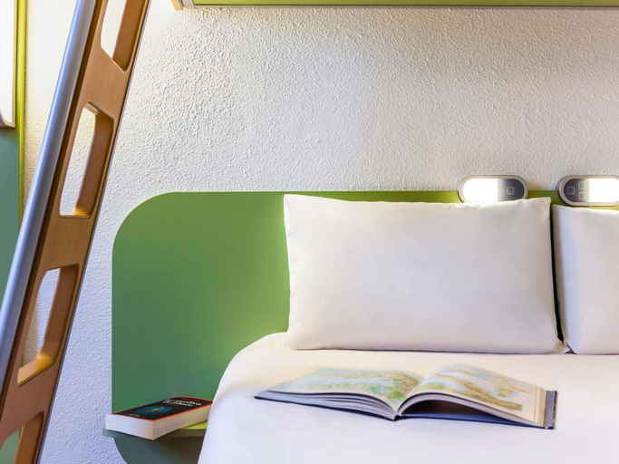 Bedroom 3, ibis budget Marne la Vallée Pontault Combault, Seine-et-Marne