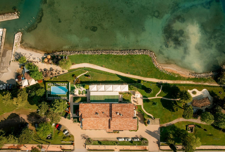 Exterior & Views 2, Hotel Aquila D Oro Desenzano, Brescia