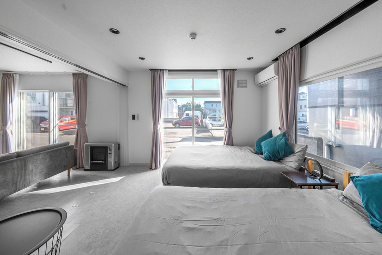 Room 4, NOVAEL, Sapporo