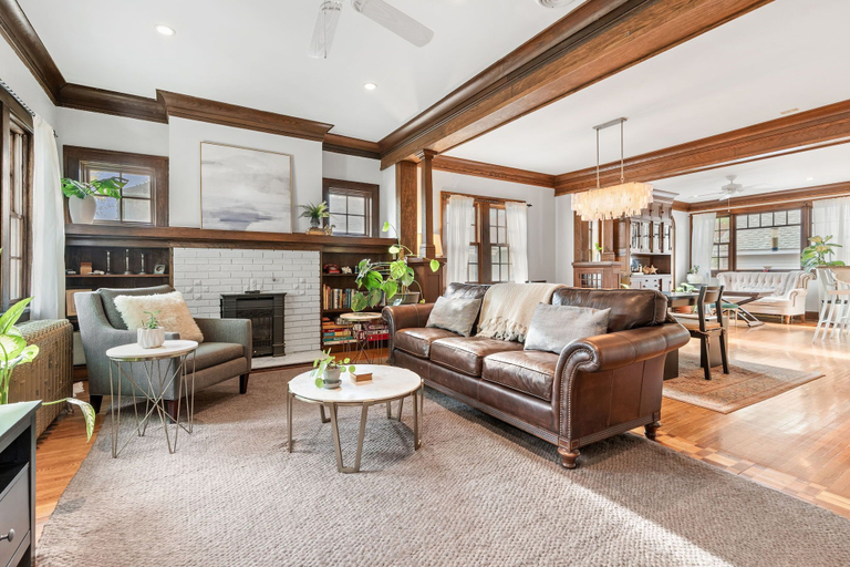 Primary image, Linden Hills Haven, Hennepin