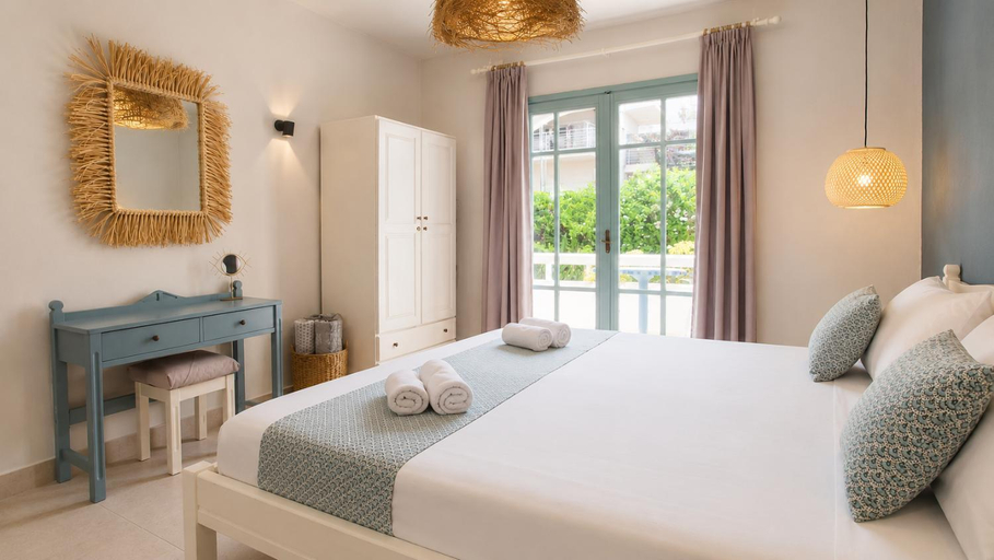 Bedroom 1, Kurmulis Studios, Crete