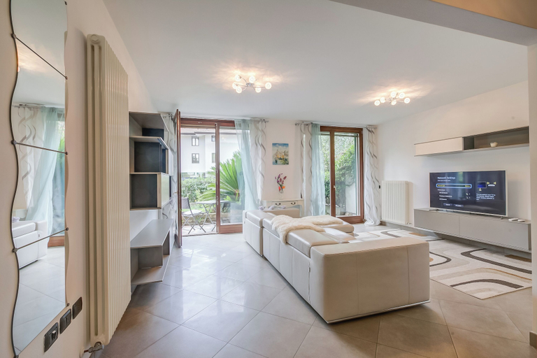 Living area 3, La Perla Di Riva 200m From The Lake Garda, Trento