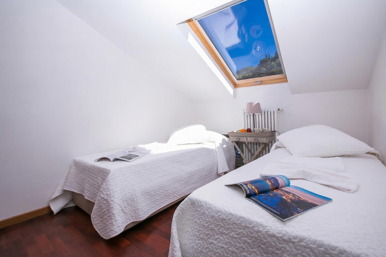 Bedroom 3, Casa Al Prato Apt. G, Lecco