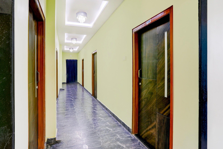 Interior 4, Super Deluxe Room Hotel O Yanam Beach, Yanam