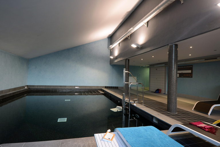 Pool 3, Spacious 8-guests Holiday Apartment, Pyrénées-Orientales