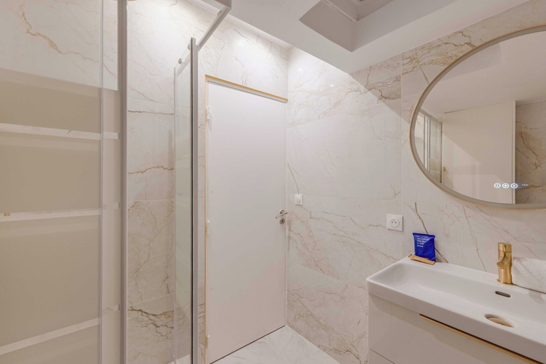 Bathroom 5, Design Studio for 2P - Batignolles, Paris