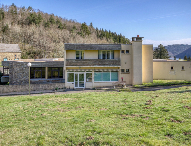 Exterior 4, Lake View Miremont Apartment for 5, Puy-de-Dôme