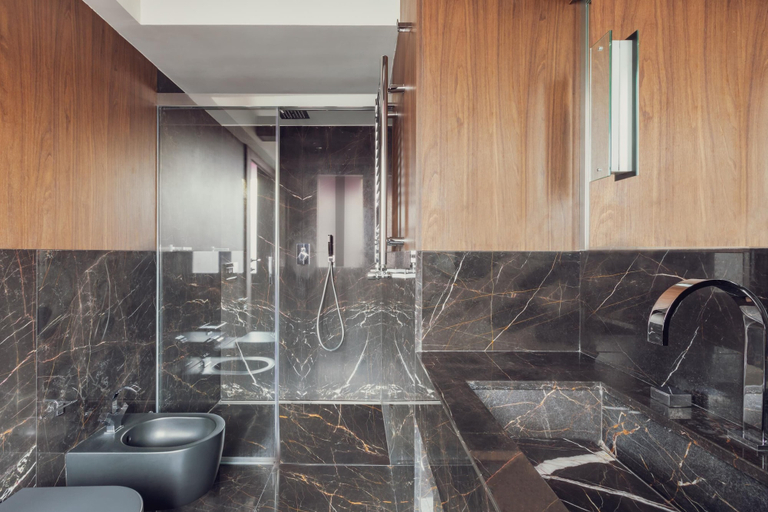 Bathroom 4, The First Dolce - Preferred Hotels & Resorts, Rome