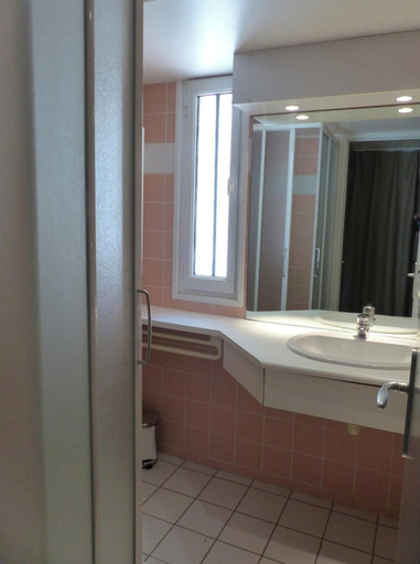 Bathroom, Large Family Cottage in Ardeche, Ardèche