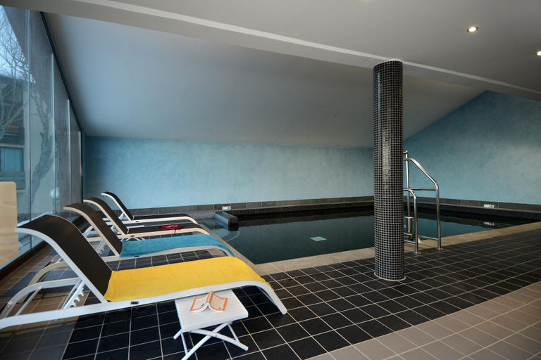Pool 3, Spacious 8-guests Holiday Apartment, Pyrénées-Orientales