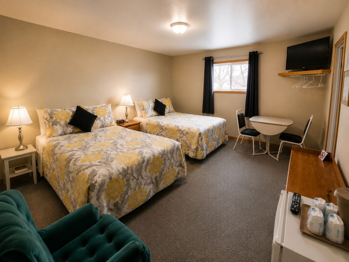 Others 5, Newcastle Country Inn, Division No. 5