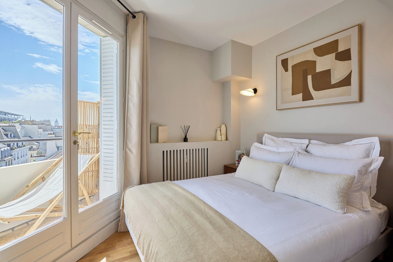 Room 4, Charming Apartment in Beaubourg - Le Marais, Paris
