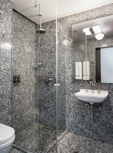 Bathroom 3, Sandhotel by Keahotels, Reykjavík