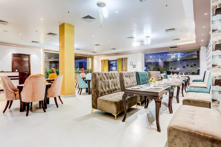 Dining 4, Executive Room Palette Bareilly Bellazio Suites, Bareilly