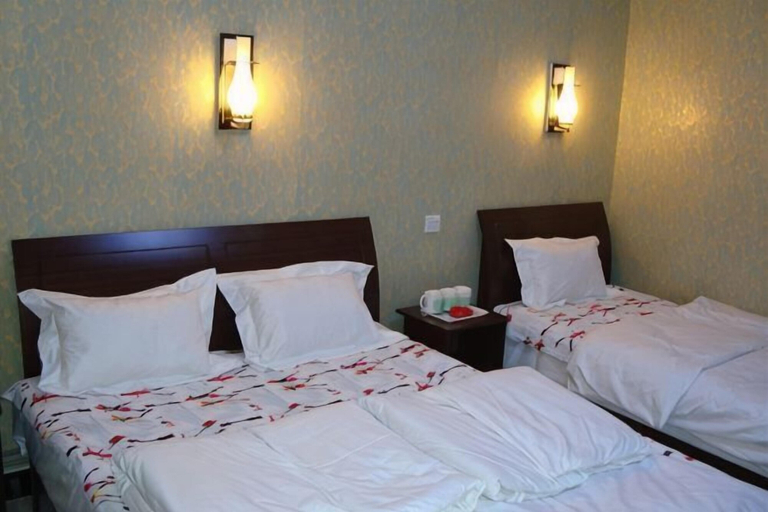 Bedroom 2, Anxin Huaxin Hotel, Baoding