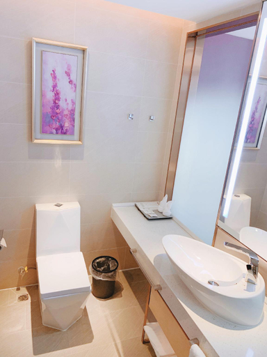 Bathroom 3, Lavande Hotels· Huizhou Xinyi Government Plaza Store, Huizhou