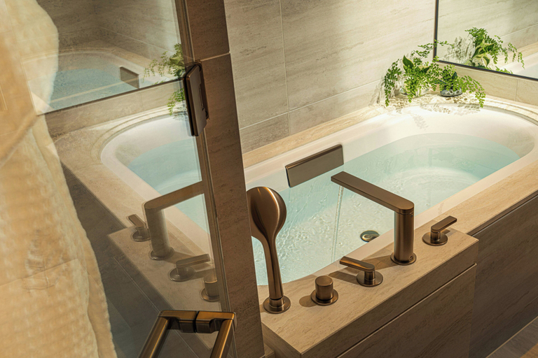 Sport & Beauty 2, Four Seasons Hotel Tokyo at Marunouchi, Chiyoda