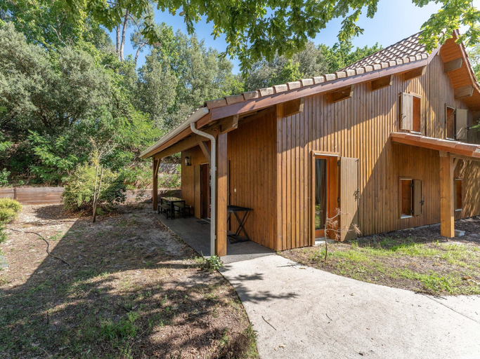 Exterior 2, Lacanau Stay, Pool & Deck, Gironde