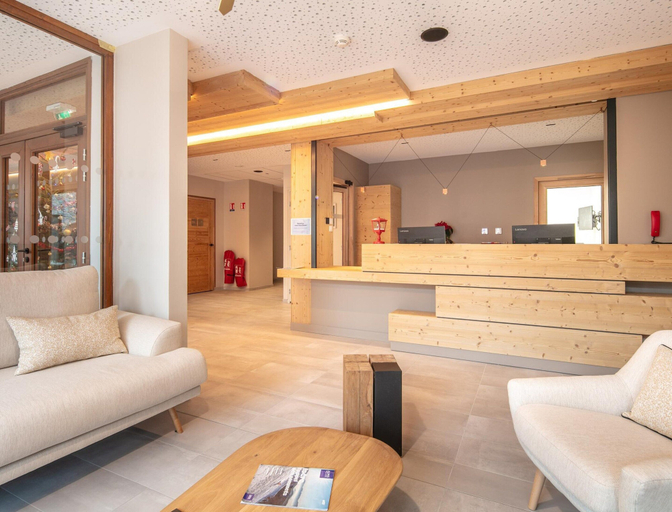 Reception 3, Alpine Home With Wellness Access, Isère