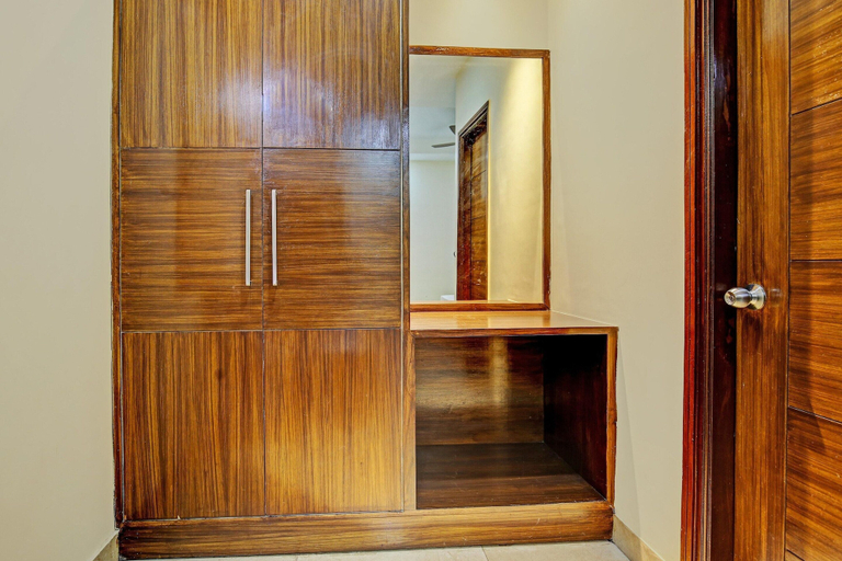 Room 3, Deluxe Hotel Vihaan Residency, Sahibzada Ajit Singh Nagar