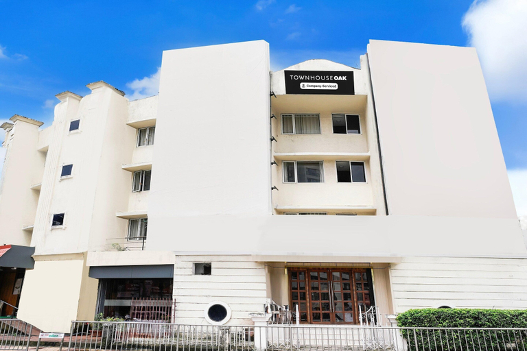 Others 1, Townhouse Oak Vashi MIDC, Thane