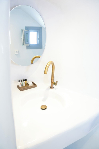 Bathroom 3, Eros suites Oia, South Aegean