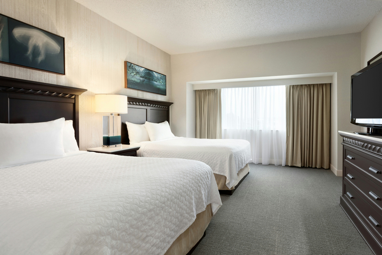 Bedroom 3, Embassy Suites by Hilton Monterey Bay Seaside, Monterey