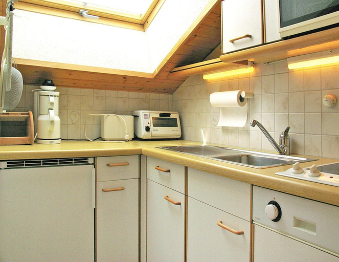 Private kitchen 3, Apartment With Terrace and spa Access, Zell am See