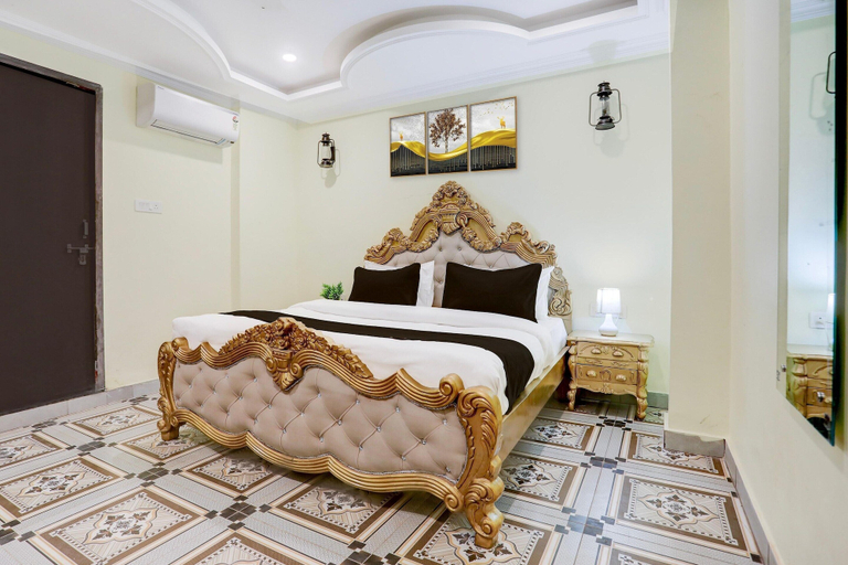 Room 5, Deluxeheritage Varanasi Retreat, Varanasi