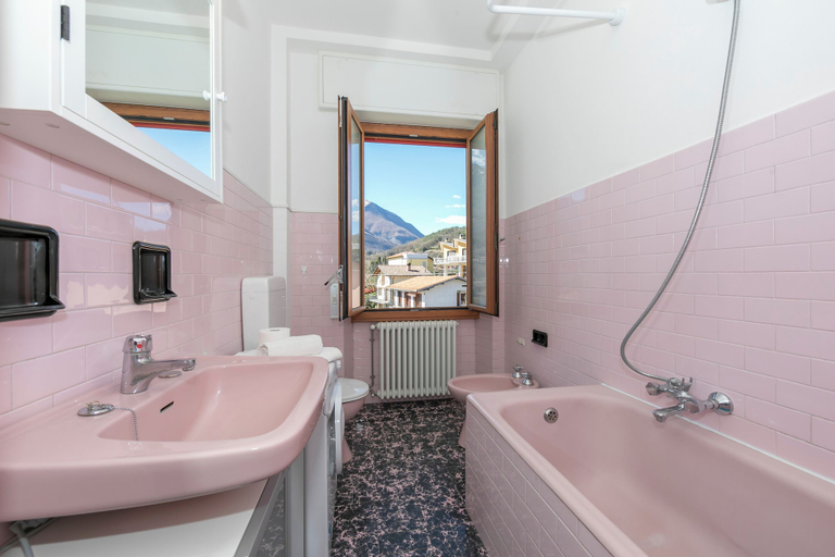 Bathroom 3, Il Panorama di Forster, Como