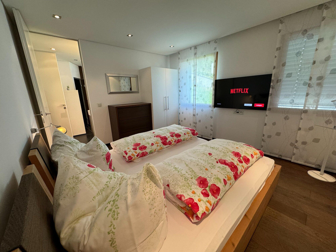 Room 3, Villa in Tyrol with pool, Landeck