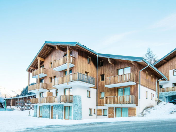 Exterior 3, Alpine Apartment Near Slopes, Savoie