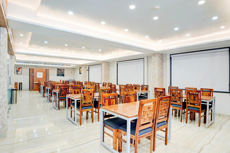 Dining 3, Palette Patel Nagar, Bhopal