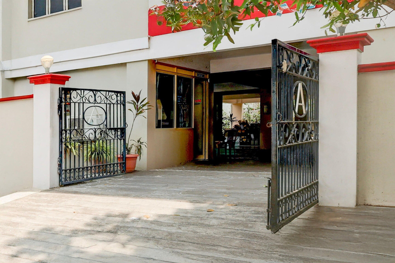 Reception 2, Classic Room Stay Inn Luxury, East Godavari