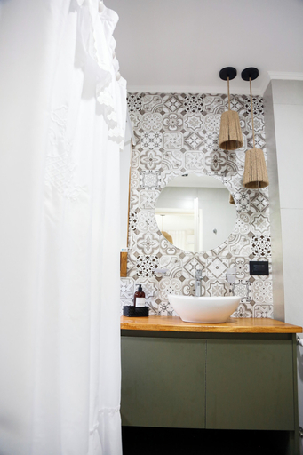 Bathroom 4, Mell Mell en la Sierra, Tandil
