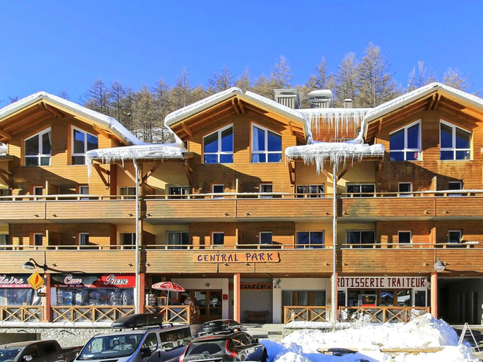 Exterior 3, Spacious Alpine Stay for Seven, Alpes-de-Haute-Provence