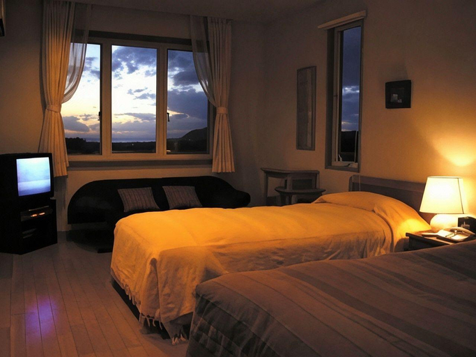 Bedroom 3, Hillside Inn Sirocco, Tateyama